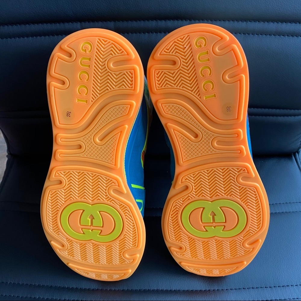 Gucci Ultrapace Mid-Top Sneakers - Picture 8 of 16